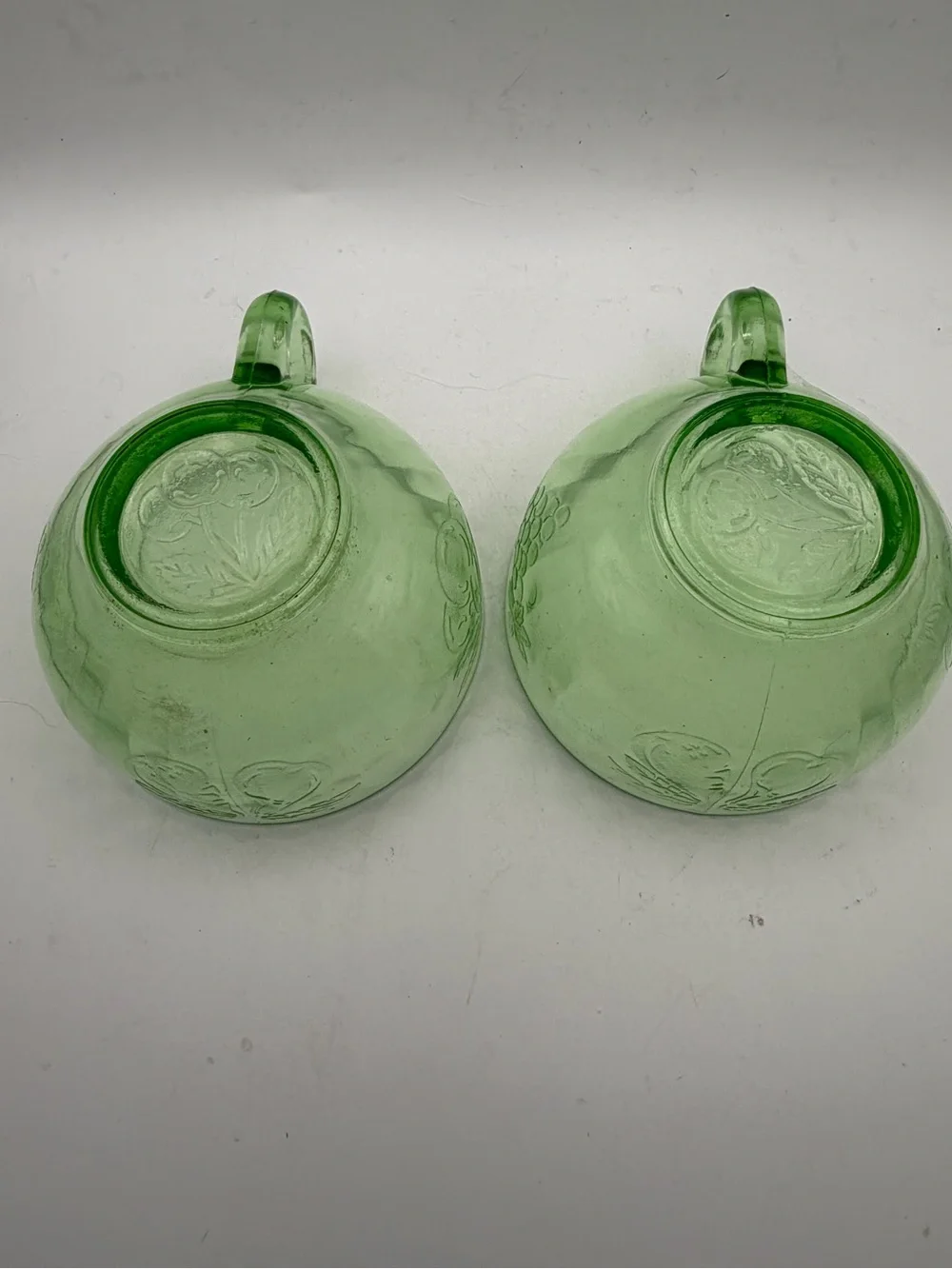 VTG 30’s uranium/depression glass teacups